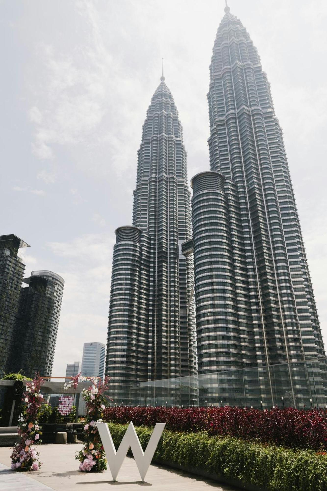 W Kuala Lumpur Ξενοδοχείο Εξωτερικό φωτογραφία